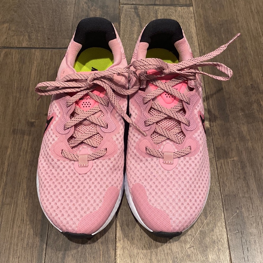 Nike renew size 8